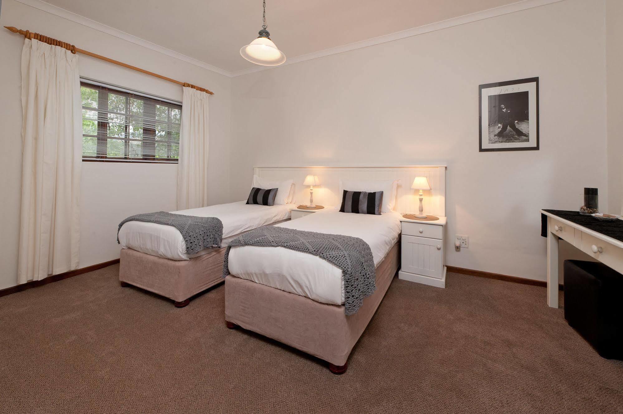La Galiniere Guest Cottages Franschhoek Esterno foto